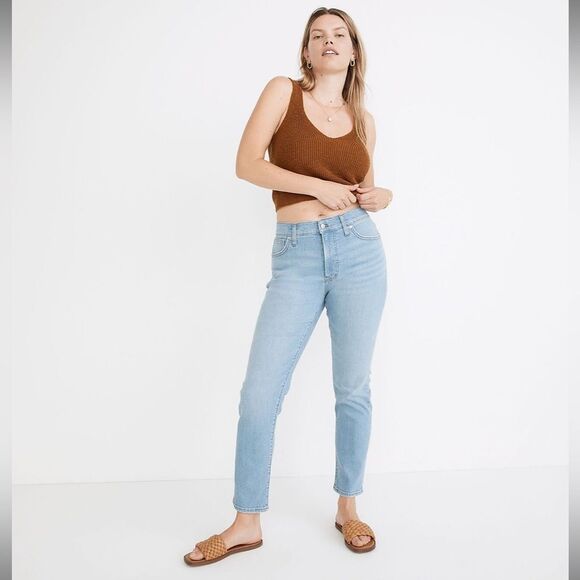 NWT Madewell Midrise The Perfect Vintage Jean in Alderton Wash - Picture 3 of 5